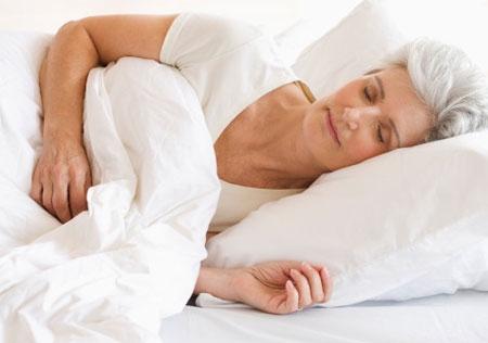 Cách chọn đệm cho người già 